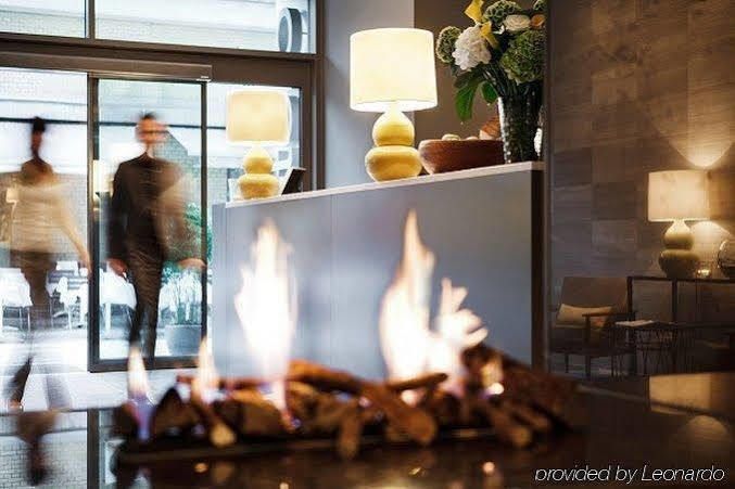 June Six West 3* Berlín